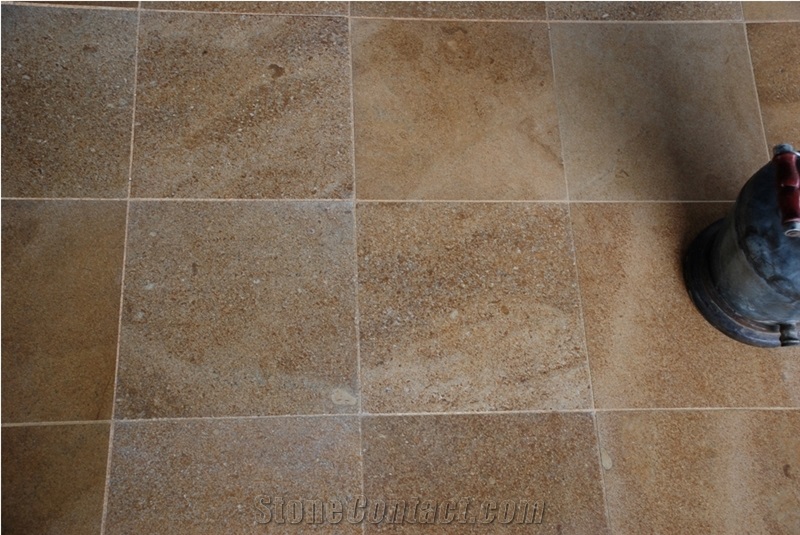 Wharfdale Honed Finish Ita Gold Limestone Tiles