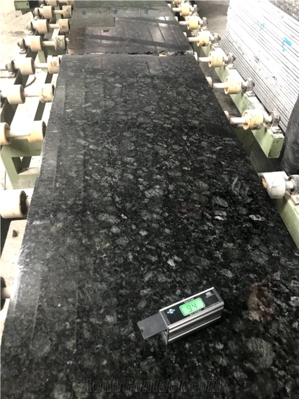China Butterfly Green Granite Polished Tile & Slab