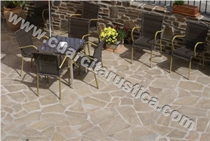 Marron Oro Quartzite Flagstone