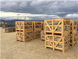 Marron Oro Quartzite Flagstone