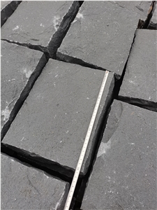 Bluestone Split Garden Park Kerb