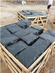 Bluestone Split Garden Park Kerb