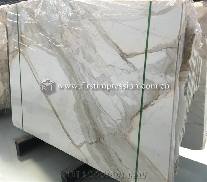 Hot Italy Calacatta Gold Marble Slab for Bookmatch