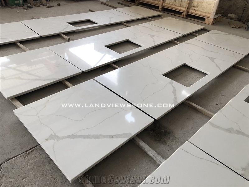 Calacatta Gold Quartz Kitchen Countertops
