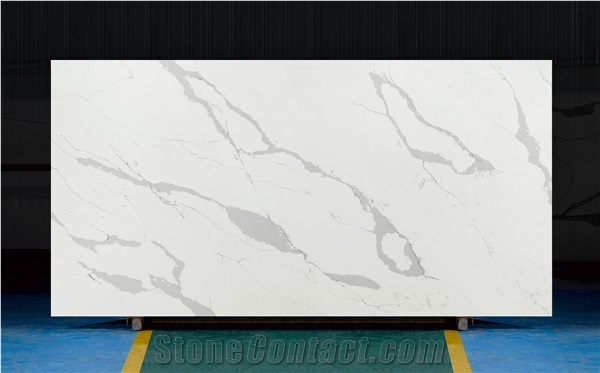 Engineered White Calacatta Quartz Stone Slab