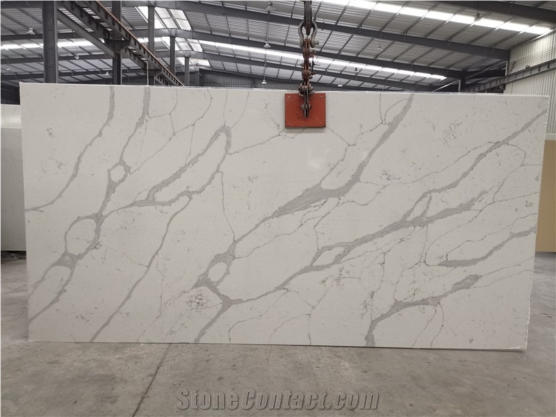 Hot Sale Quartz Calacatta Slabs and Countertops