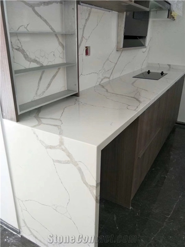 White and Grey Vein Calacatta Quartz Kitchen Slab