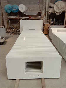 White Polished Calacatta Quartz Countertops