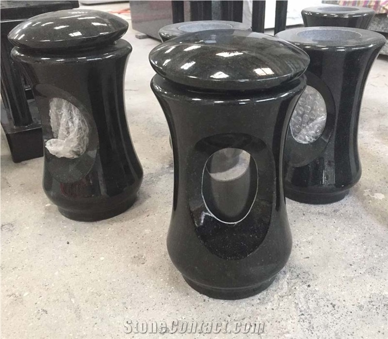 Multicolor Granite Cemetery Lamp for Monuement
