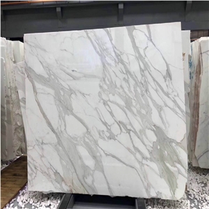 Polished Calacatta Ducale Marble Ashlar Pattern