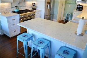 With Quartz Slabs with Carrara Veins