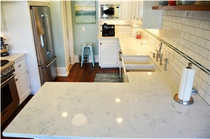 With Quartz Slabs with Carrara Veins