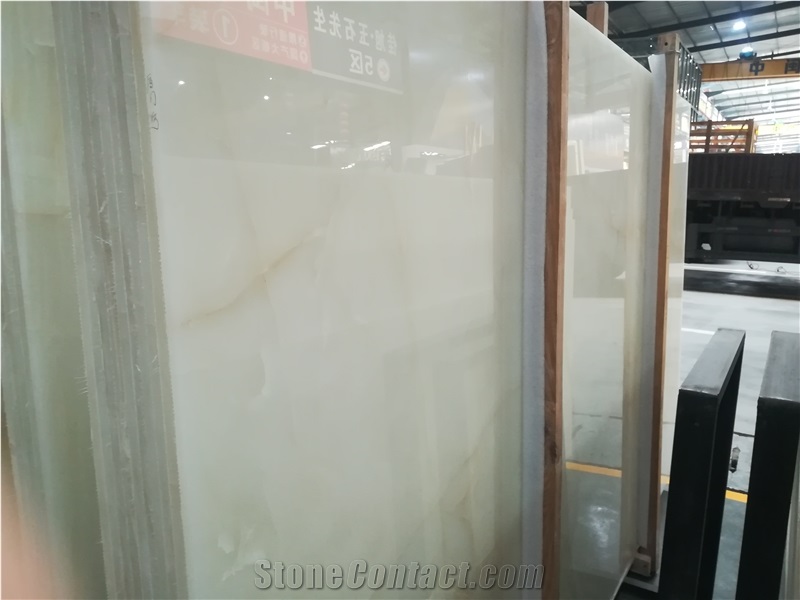 White Alabaster Slab