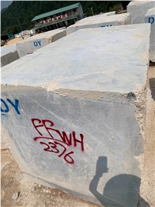 Hermes Grey Marble Blocks