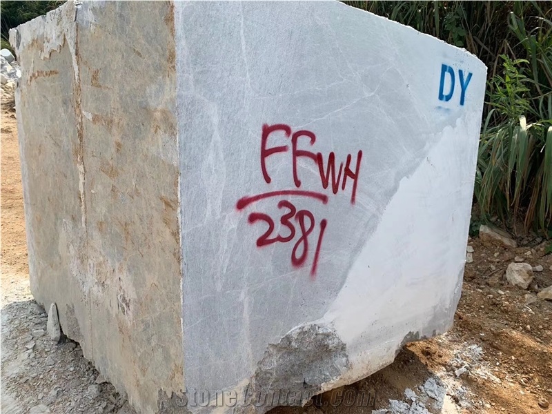 Hermes Grey Marble Blocks