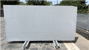 Pietra Lavica- Basalto Di Etna Slabs