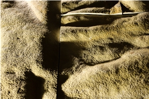 Kota Stone Yellow Hump