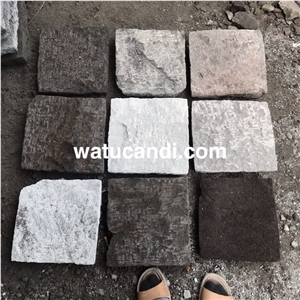Paving Pedestals Floor Steps in the Park, Cobblestone