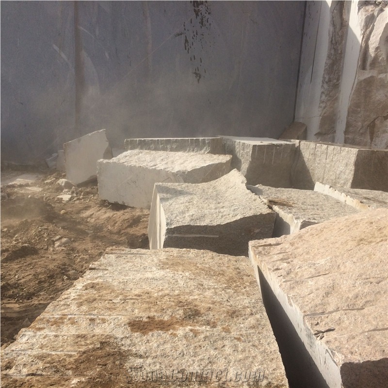 Gold/Beige Colour Granite Blocks