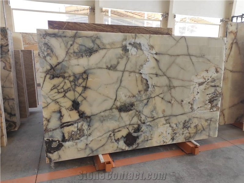 Golden Claude Onyx Slabs