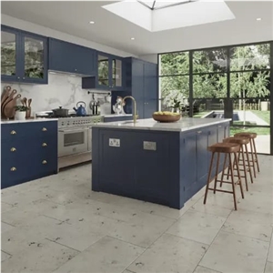 Jura Grey Limestone in Stock Honed