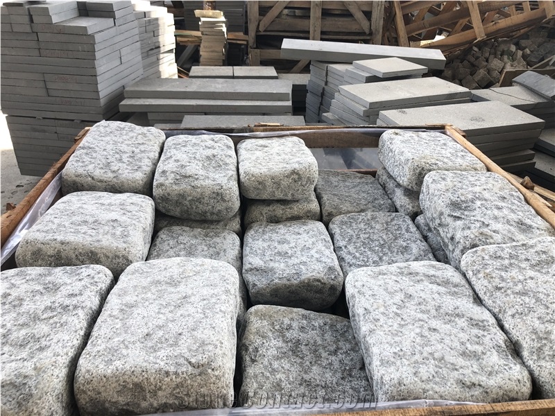 Grey Granite in Antic Tumbled Cobblestone, Cubed Pavers
