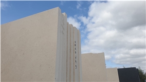 Crema Riviera Limestone Slabs & Tiles