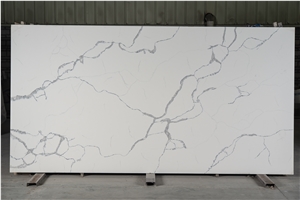 Engineered White Calacatta Quartz Stone Slab