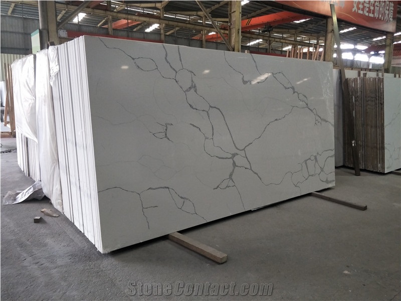Engineered White Calacatta Quartz Stone Slab