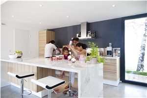 White Calacatta Quartz Kitchen Island Countertop