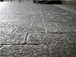 Natural Black Basalt Granite Paving Step Stone