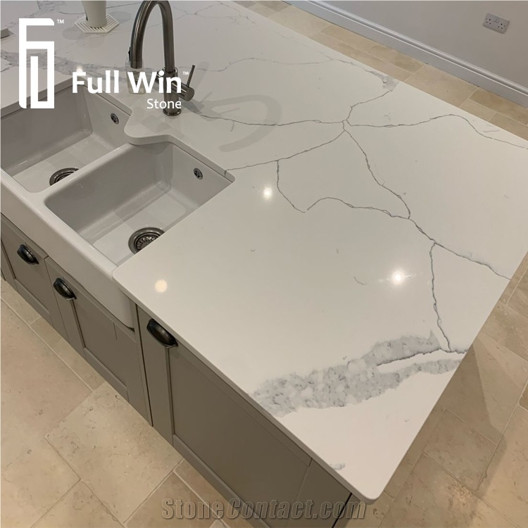 Custom Perimeter Quartz Countertop