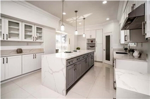 Calacatta Quartz Surface Slab Fab724