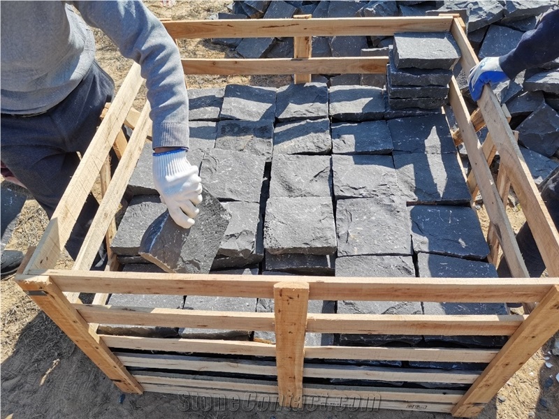 China Black Basalt Cobble Stone Cube Natural Split