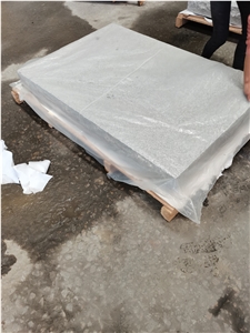 Barry White Granite Mushroom Stone for Wooden Pack