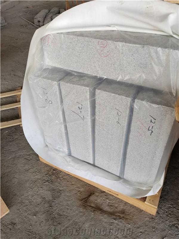 Padang Hell Granite Mushroomed Outdoor Stone