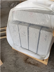 Padang Hell Granite Mushroomed Outdoor Stone