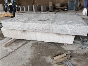 Padang Hell Granite Mushroomed Outdoor Stone