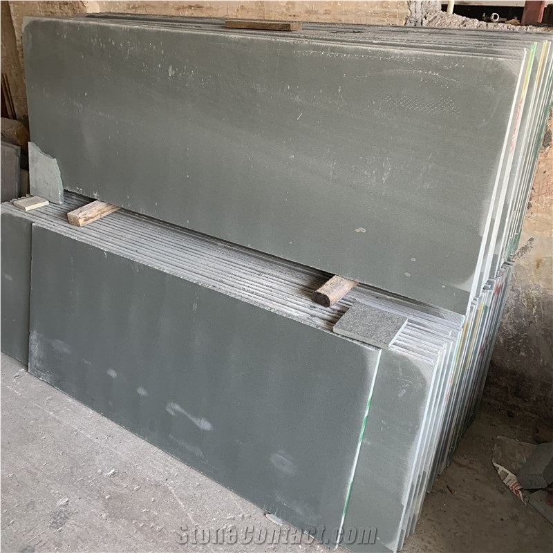 Honed Surface Grey Granite For Project Wall And Floor Design