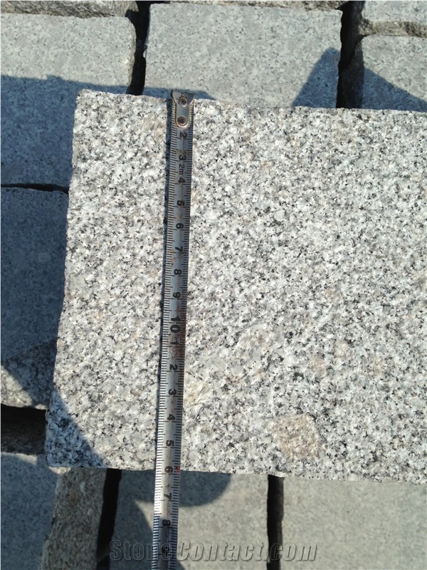 G341 Light Grey Granite Cubes Setts