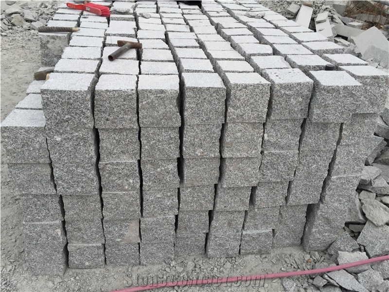 G341 Light Grey Granite Cubes Setts