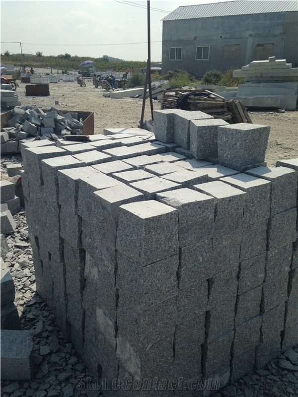 G341 Light Grey Granite Cubes Setts