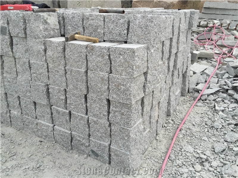 G341 Light Grey Granite Cubes Setts