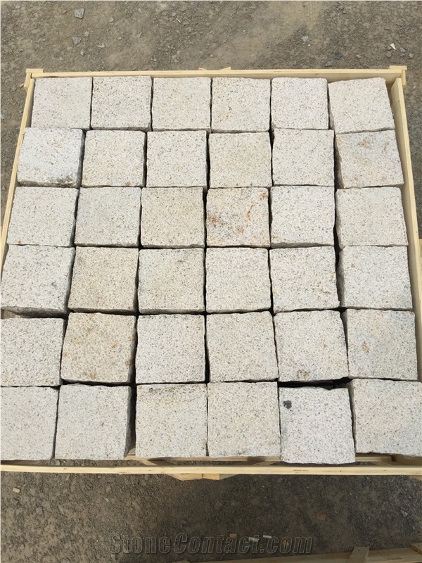 Rusty Gold Yellow Granite G682 Setts/Cubes