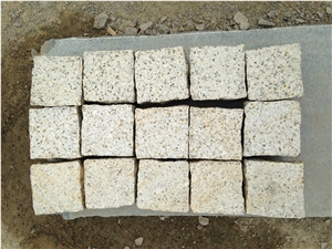 Rusty Gold Yellow Granite G682 Setts/Cubes