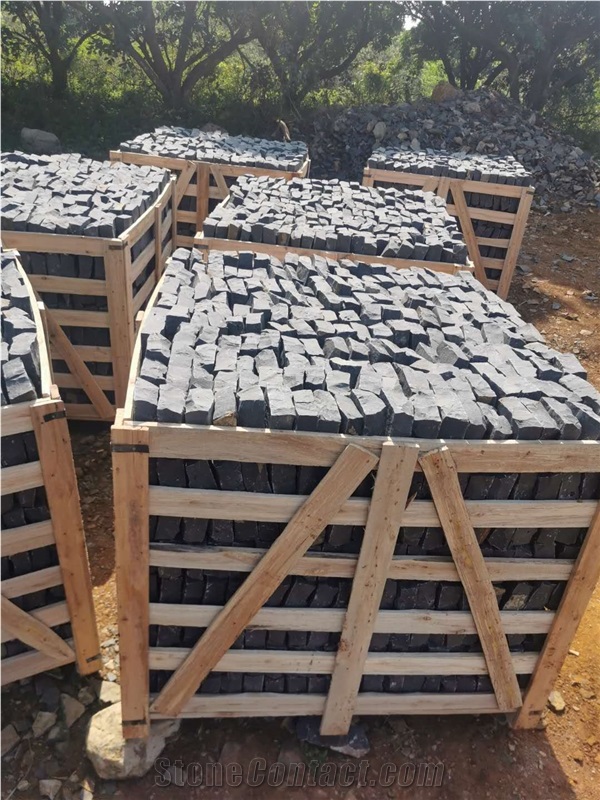 Black Basalt Cube Cobble Stone Driveway Pavers