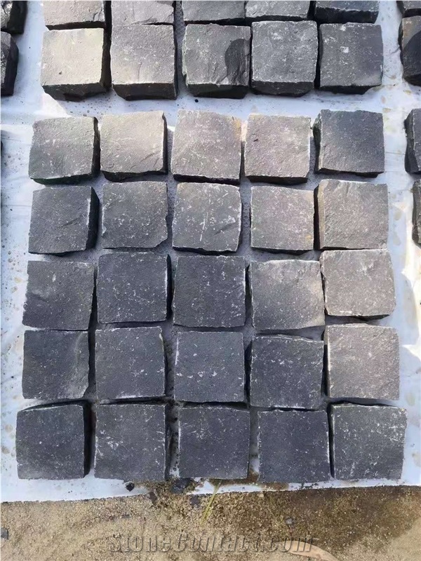 Cheap Black Mesh Backed Cube Stone Paver