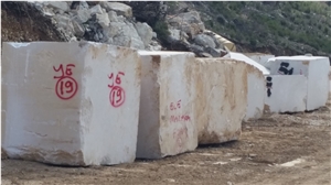Cinye Beige Marble Blocks