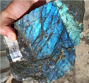 Rough Blue Labradorite Madagascar