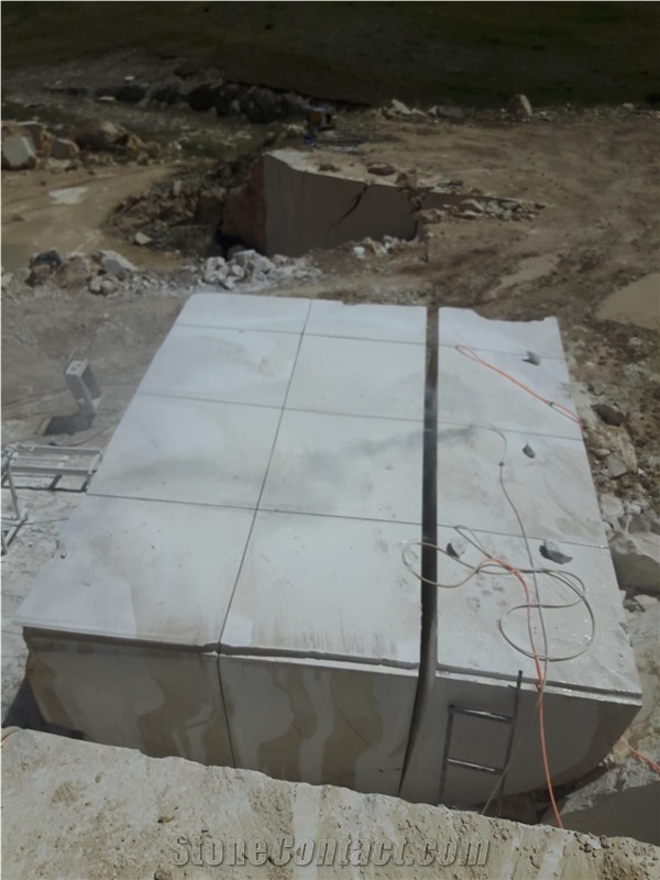 Sivrihisar Beige Marble Blocks